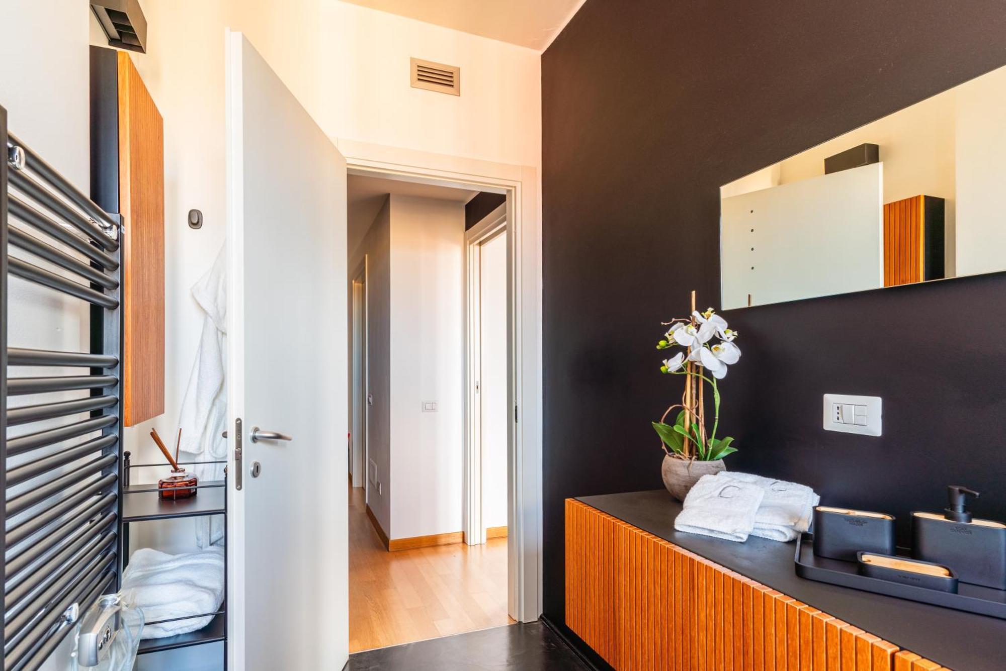 Fiftyfive-One Zuretti Aparthotel Milan Exterior photo